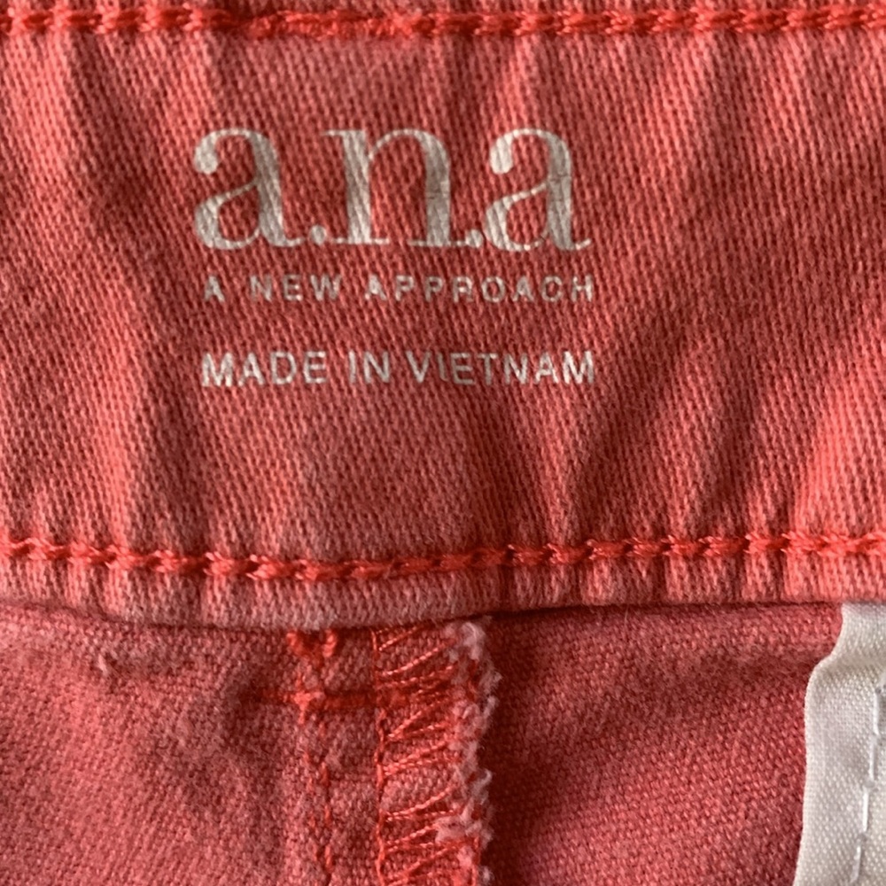 a.n.a Twill Bermuda Shorts Lightweight Cotton Blend EUC - Picture 7 of 10